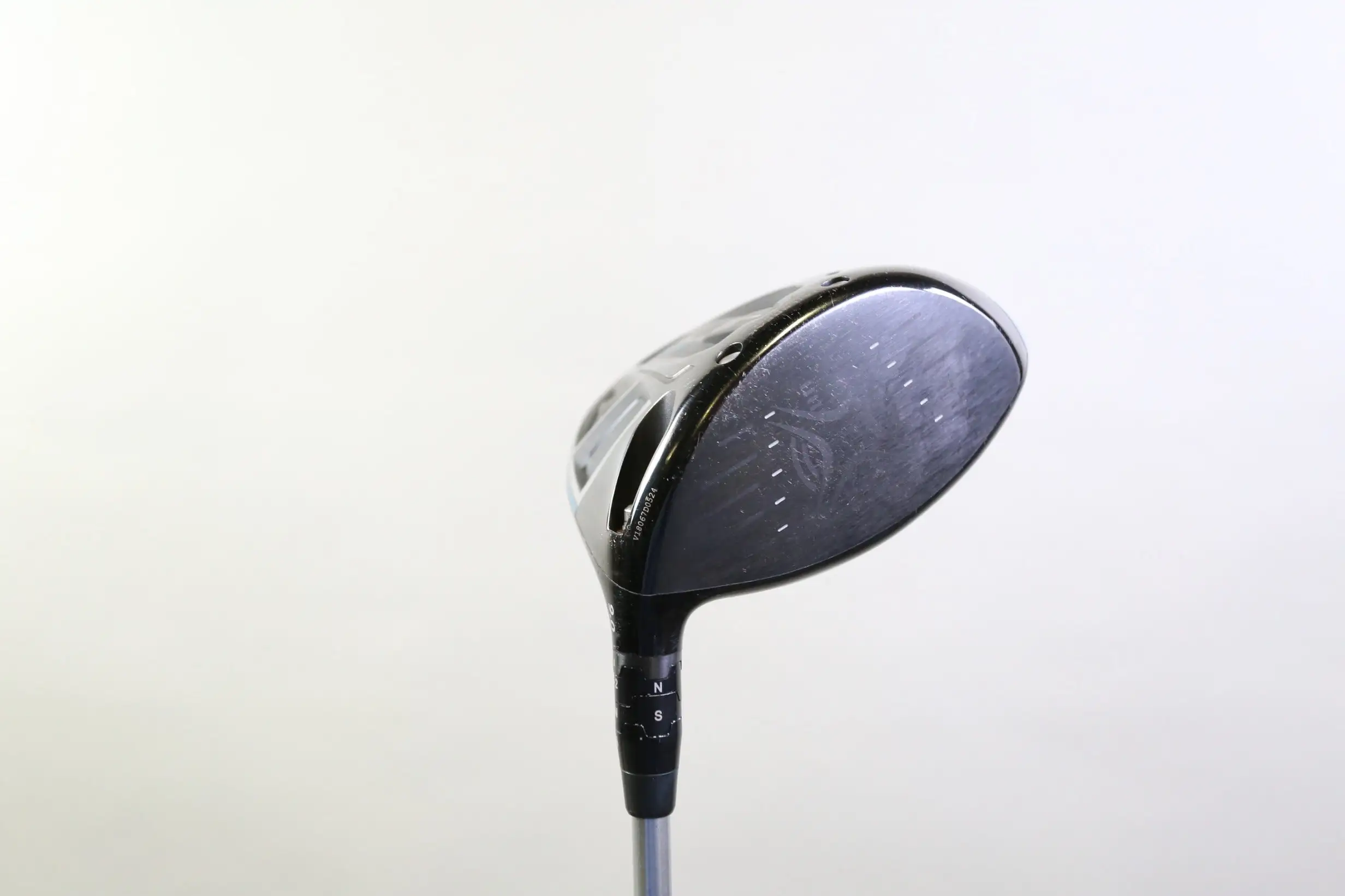 Callaway Rogue Driver - Right-Handed - 9 Degrees - Seniors Flex 2 Callaway Rogue Driver - Right-Handed - 9 Degrees - Seniors Flex - Image 2